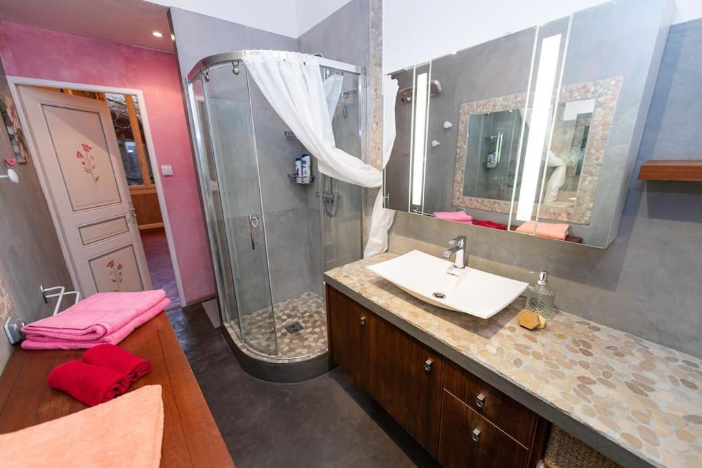 Anna-Maria : Grand Appartement 10 Personnes+Parking Prive -Actif+ Location- Marseille Exteriér fotografie