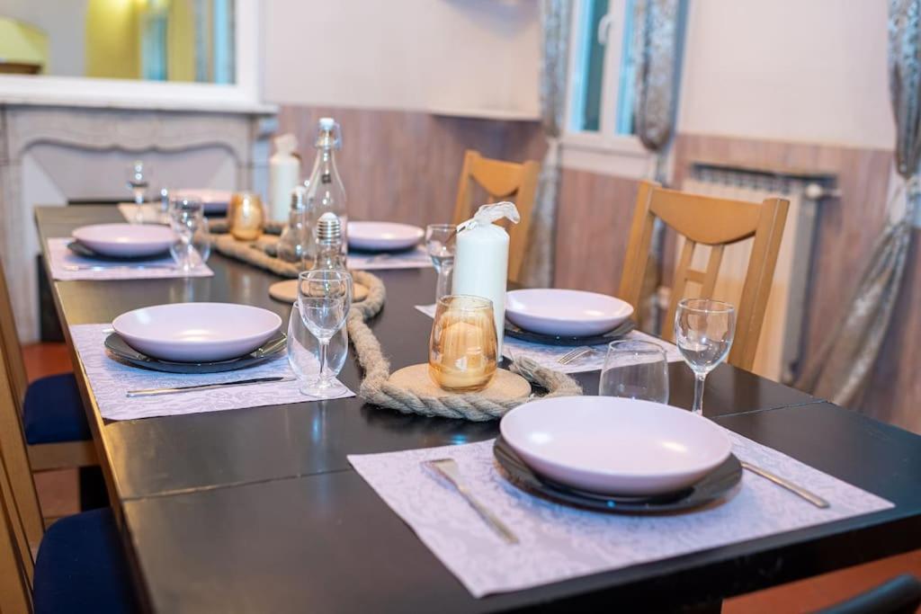 Anna-Maria : Grand Appartement 10 Personnes+Parking Prive -Actif+ Location- Marseille Exteriér fotografie