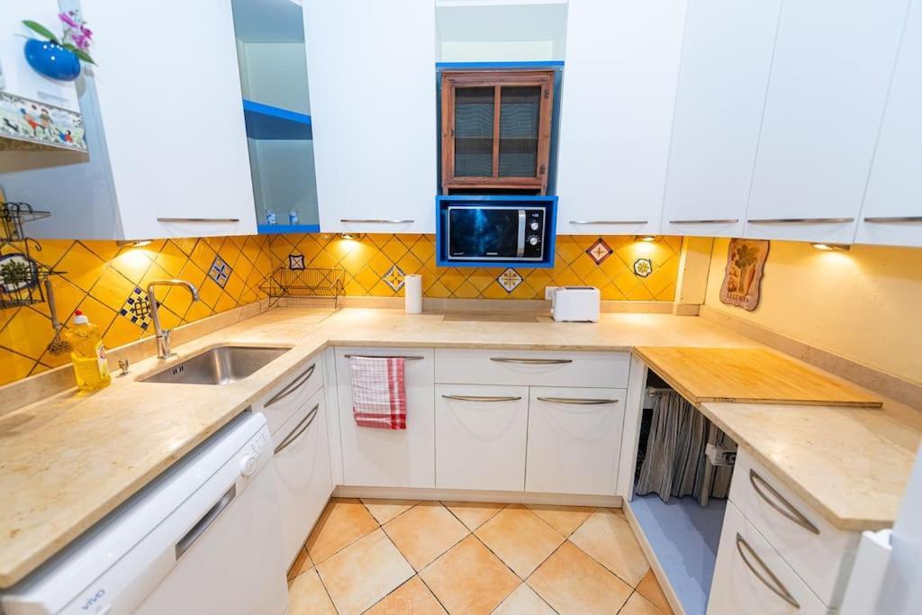 Anna-Maria : Grand Appartement 10 Personnes+Parking Prive -Actif+ Location- Marseille Exteriér fotografie